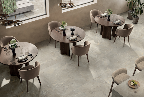 Panaria Revel Ground jako płytki gresowe imitujące kamień na podłodze w eleganckiej restauracji